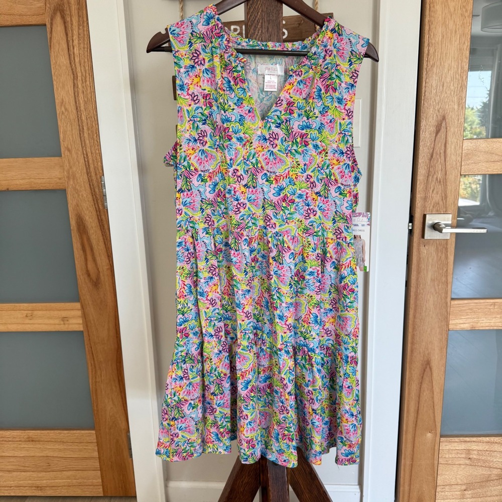 Stella Parker Collection Tiered Dress Vacation Daydream Floral Rayon Large NWT